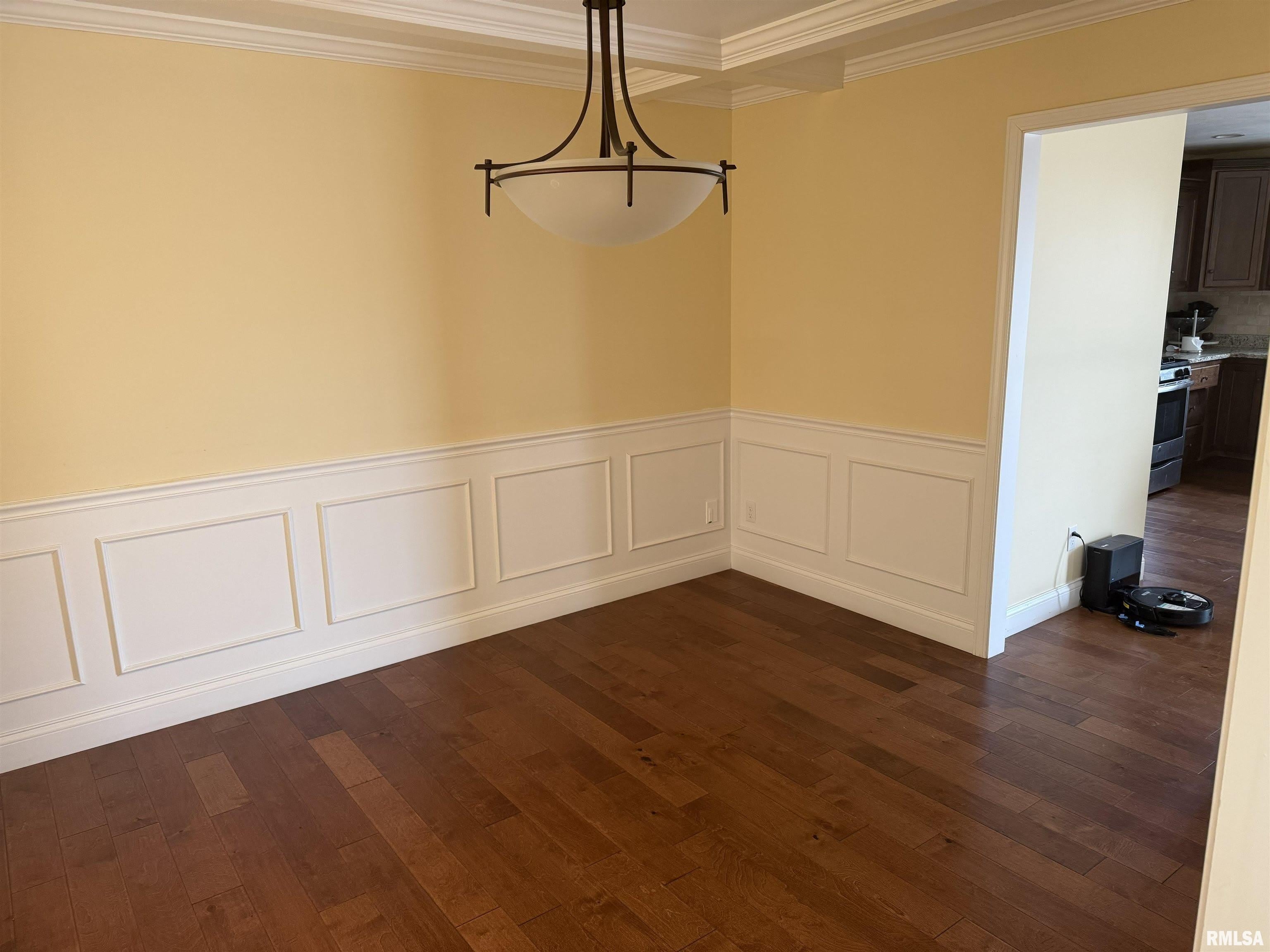 911 Boxwood Court – photo 4