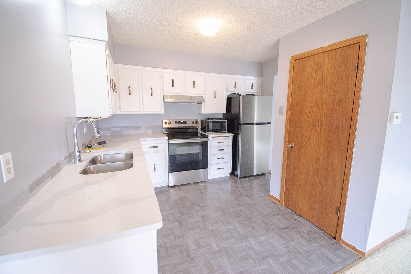 2BR Twin Home with Garage & Great Outdoor Space! – photo 3
