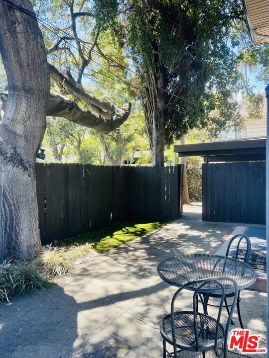 532 EL DORADO St – photo 5