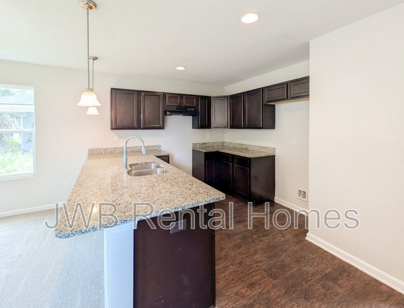 4646 Lenox Ave – photo 2