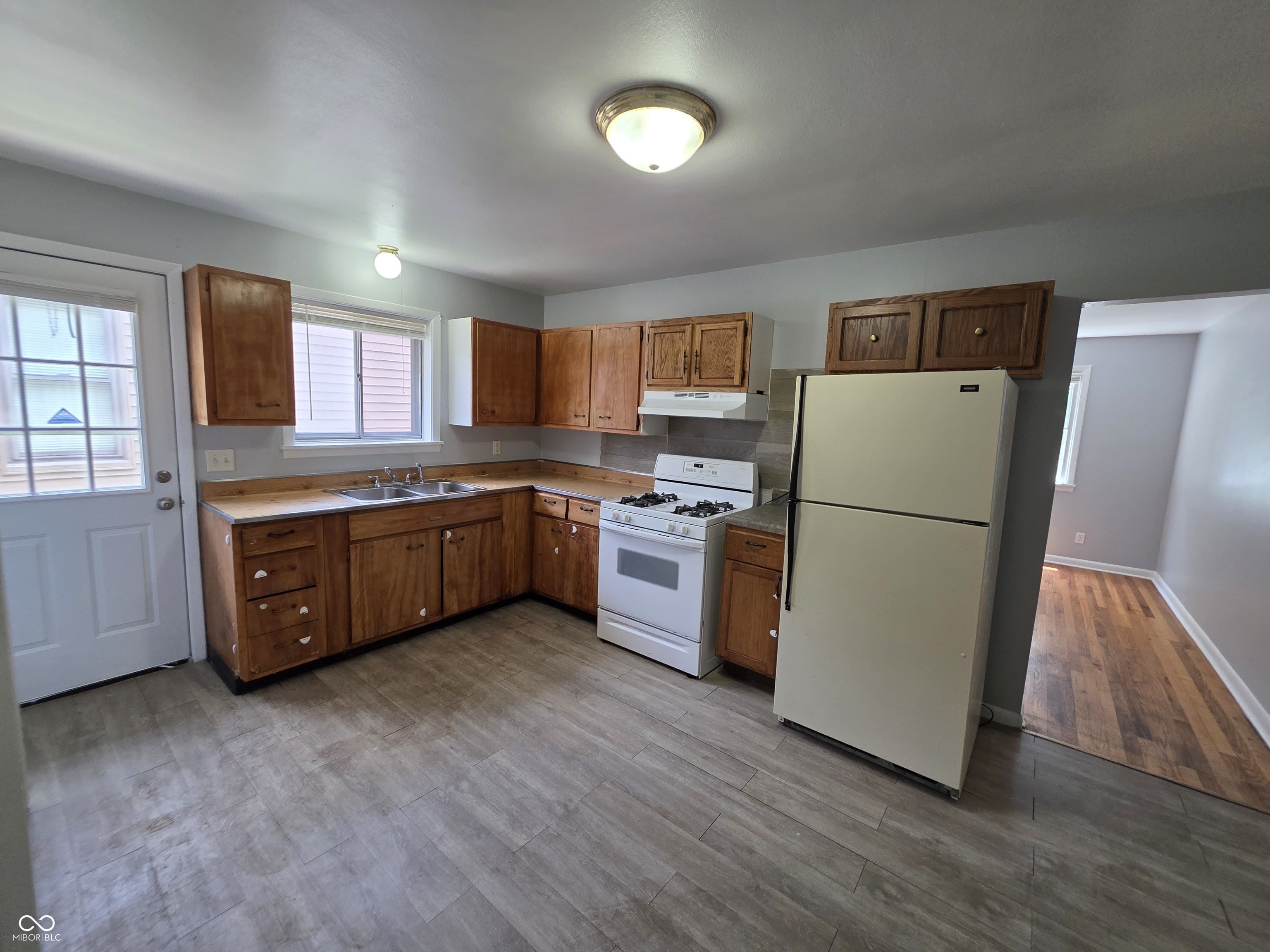 2036 Calhoun Street – photo 5