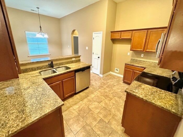 6302 Vera Lane – photo 4