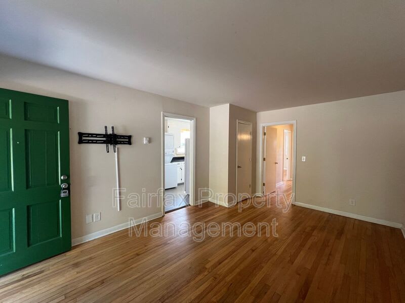 1935 Morehead Avenue – photo 3