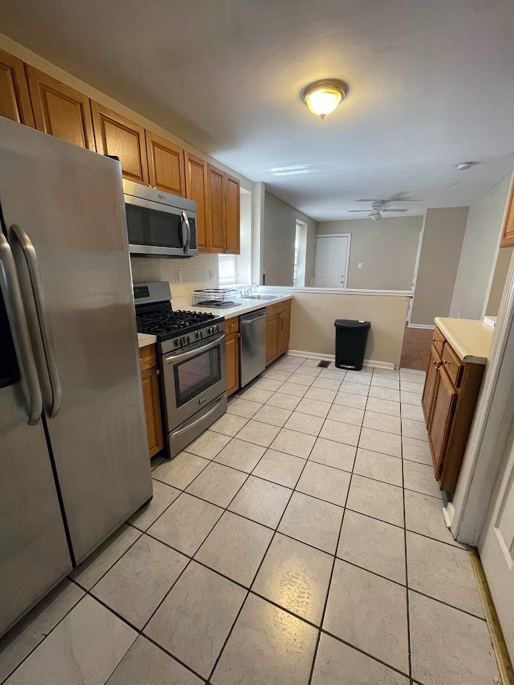 1712 Willington Street – photo 1