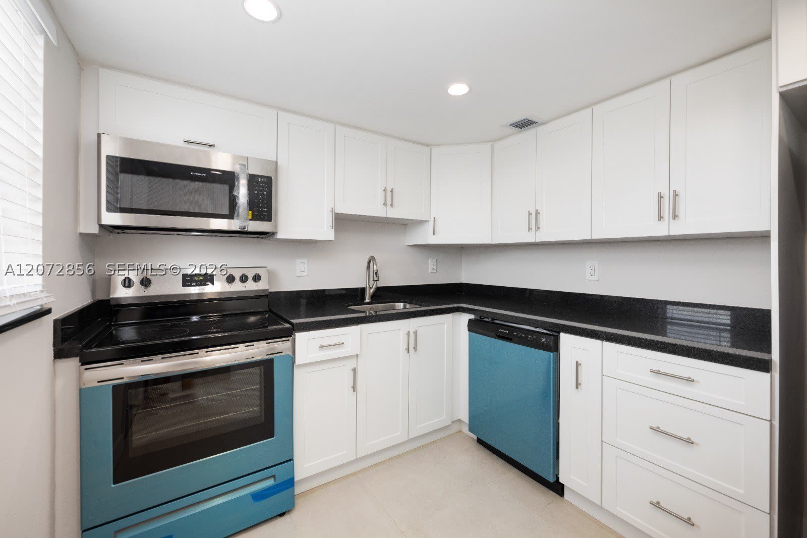 14165 Sw 87Th St – photo 5