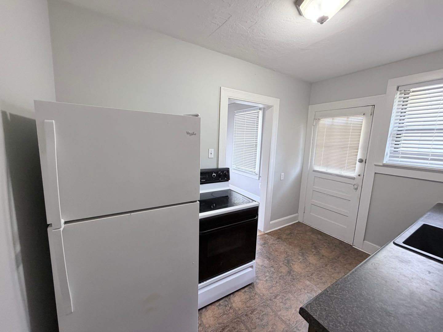 5324 Fremont St – photo 3