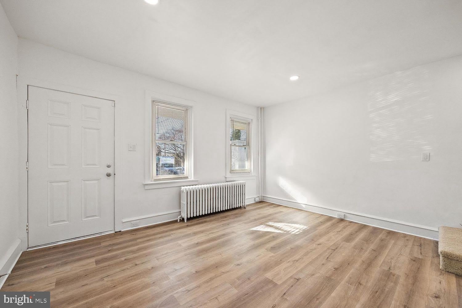 1715 W 8TH Street – photo 3