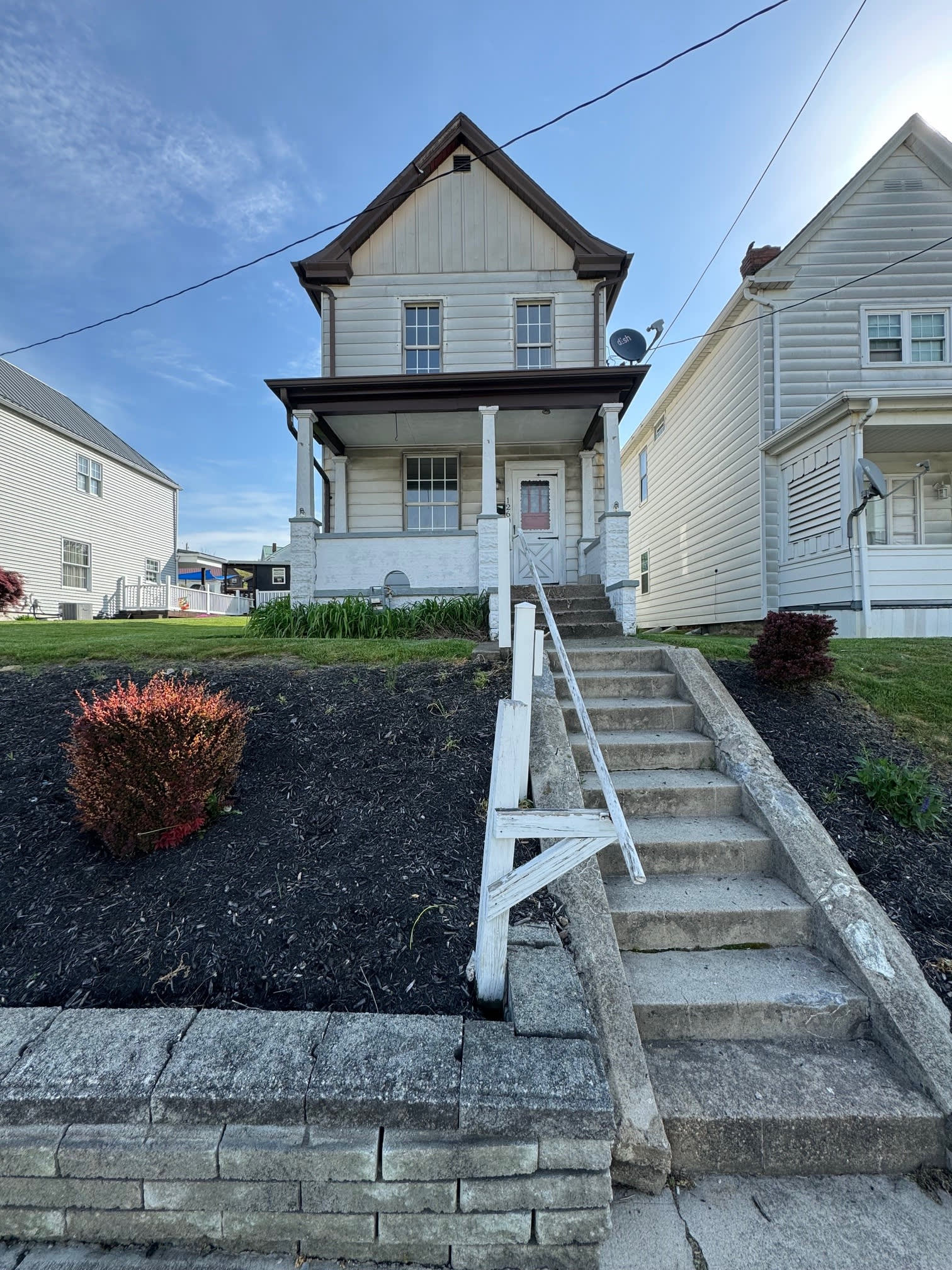 1260 Allison Ave – photo 2