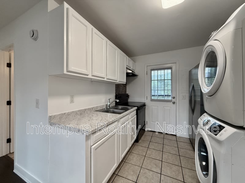2716 Herman St – photo 4
