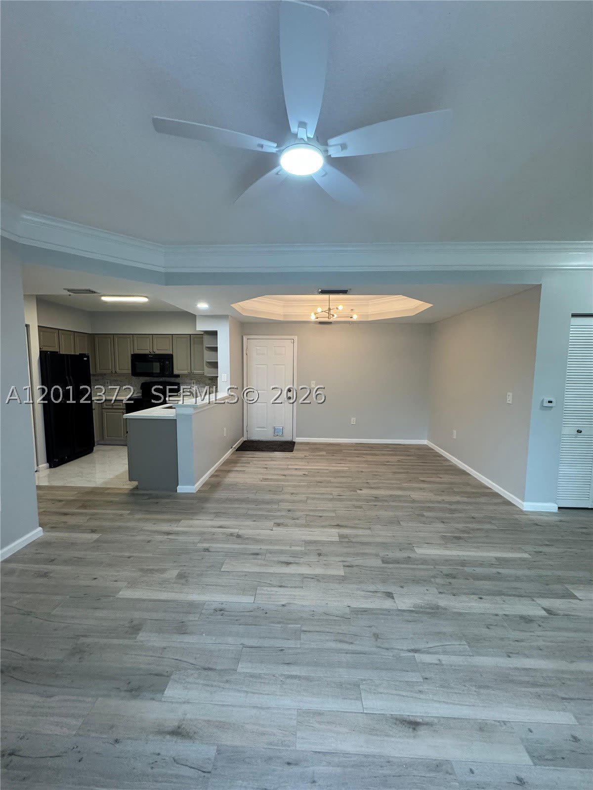 2042 Alta Meadows Ln – photo 3