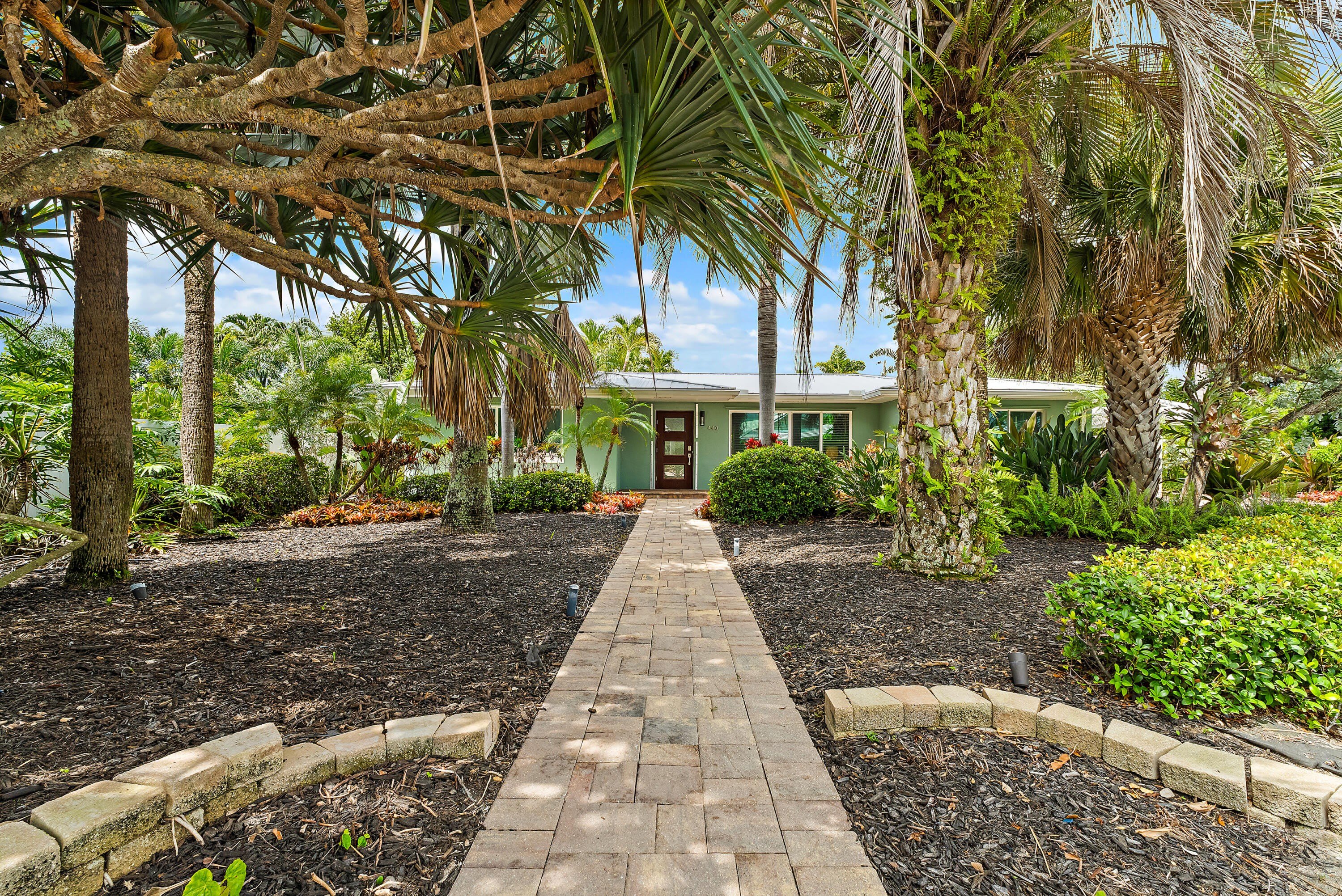 440 Jupiter Lane – photo 4