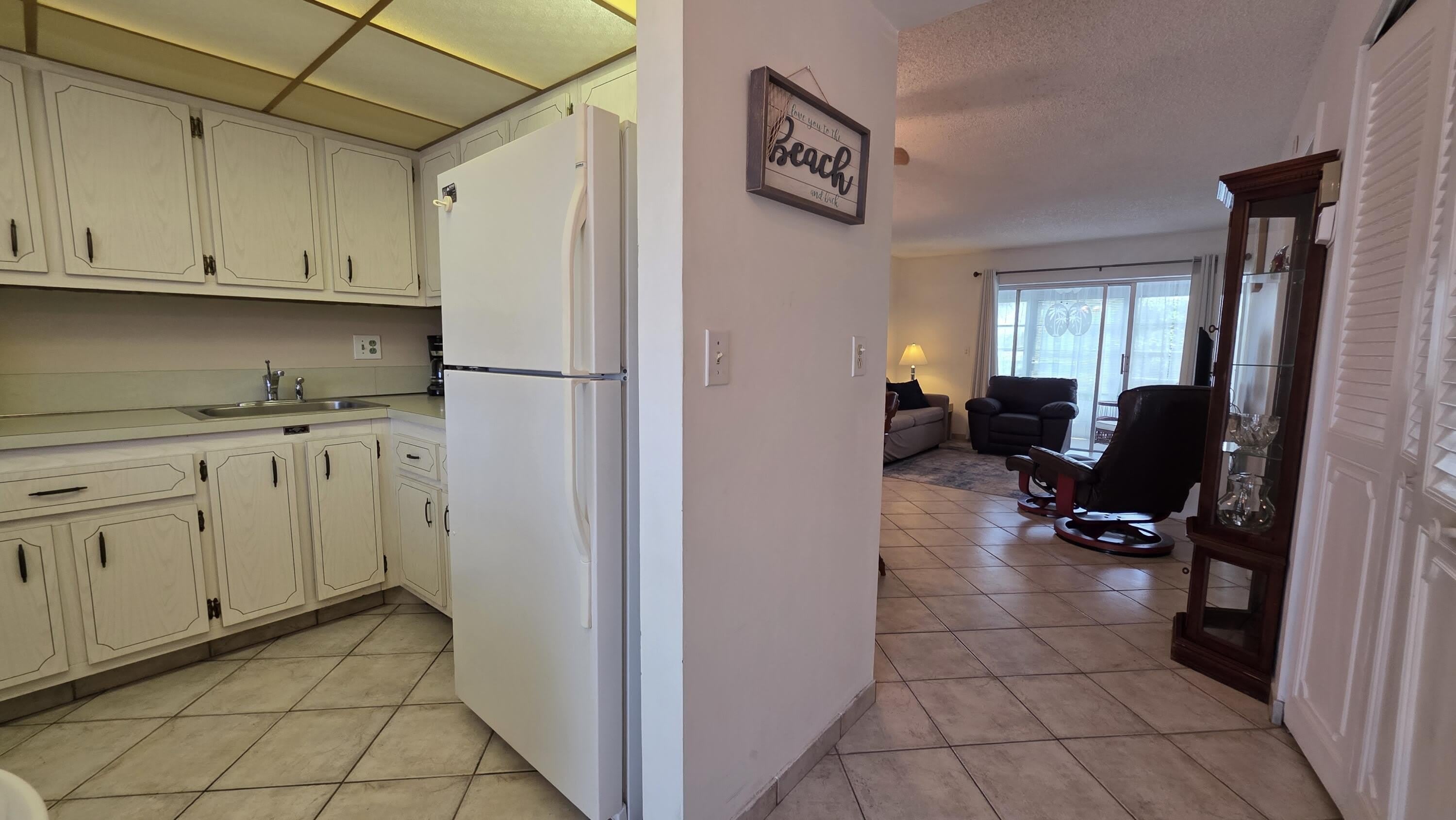 2900 NW 46th Avenue – photo 3