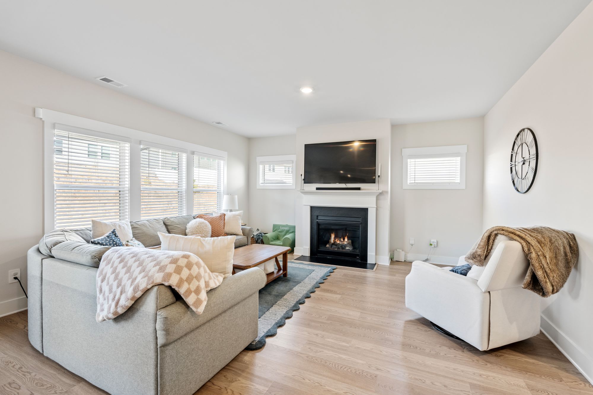 505 Silverado Avenue – photo 5