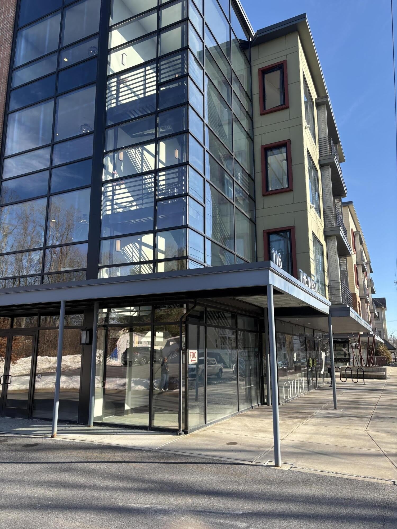 116 West Avenue – photo 1