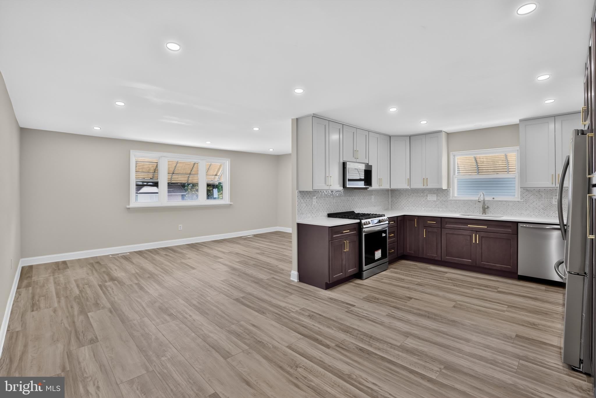 9312 EDMUND Street – photo 4