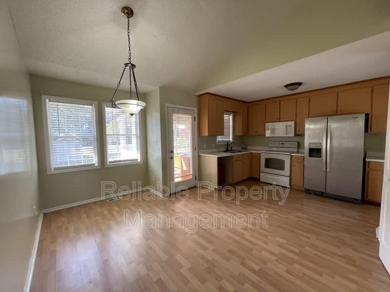 108 Patricia Drive – photo 5