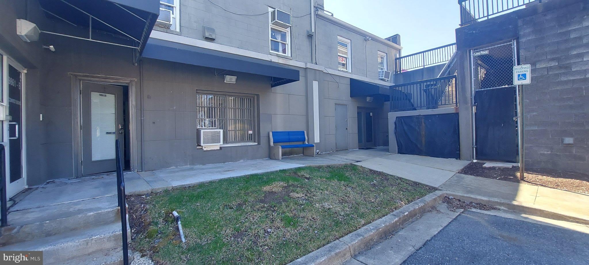 9865 MAIN Street – photo 2