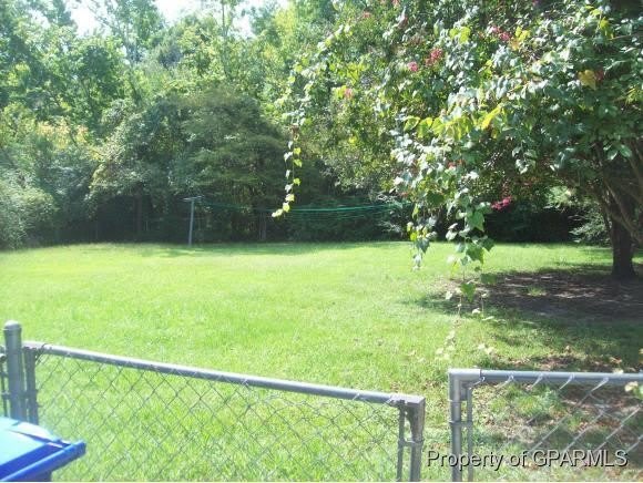 302 Millbrook Street – photo 3