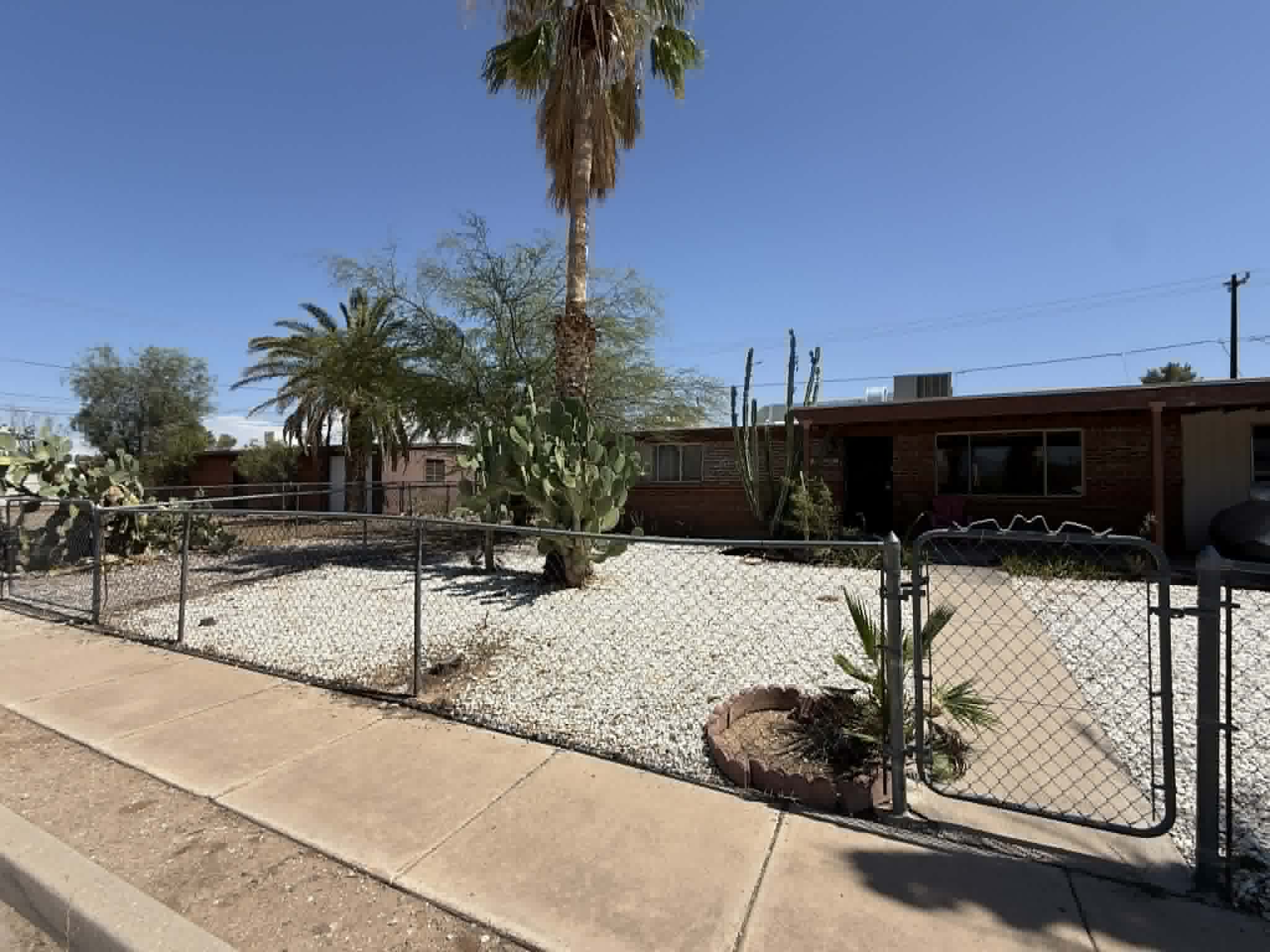 5034 East 24th Street – photo 4