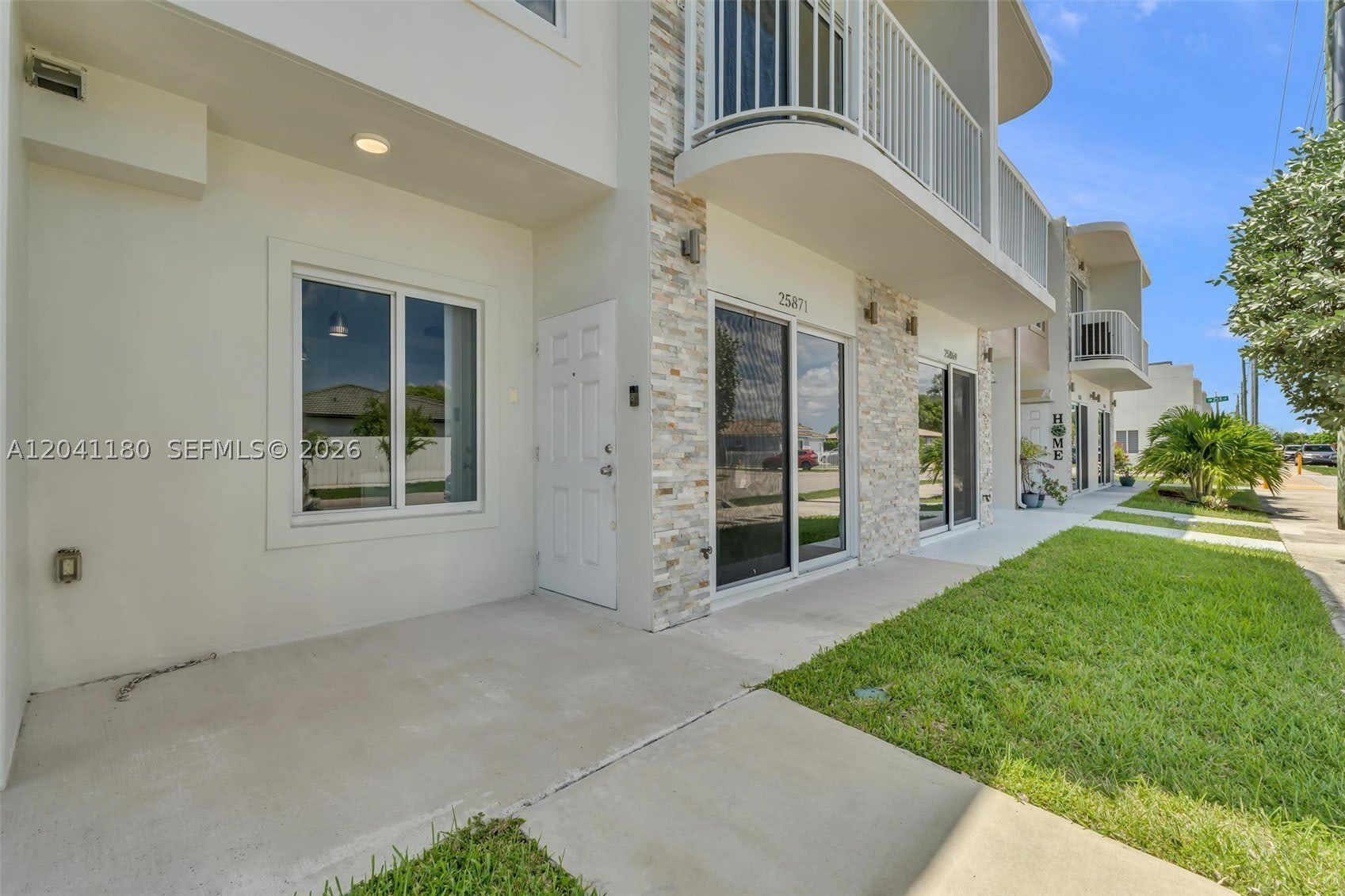 25871 SW 139th Ct – photo 2