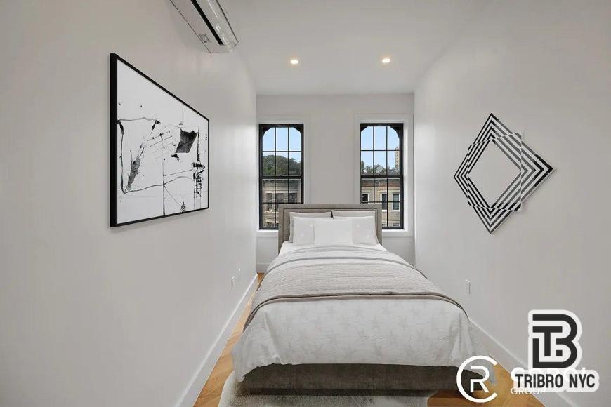 704 Macdonough Street – photo 4
