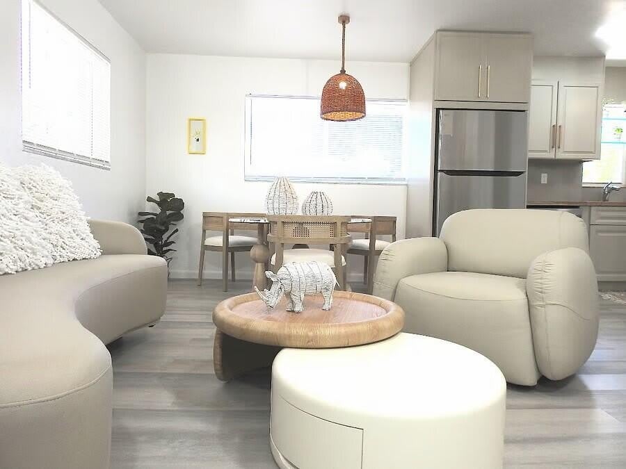 2630 NE 14th Street – photo 2