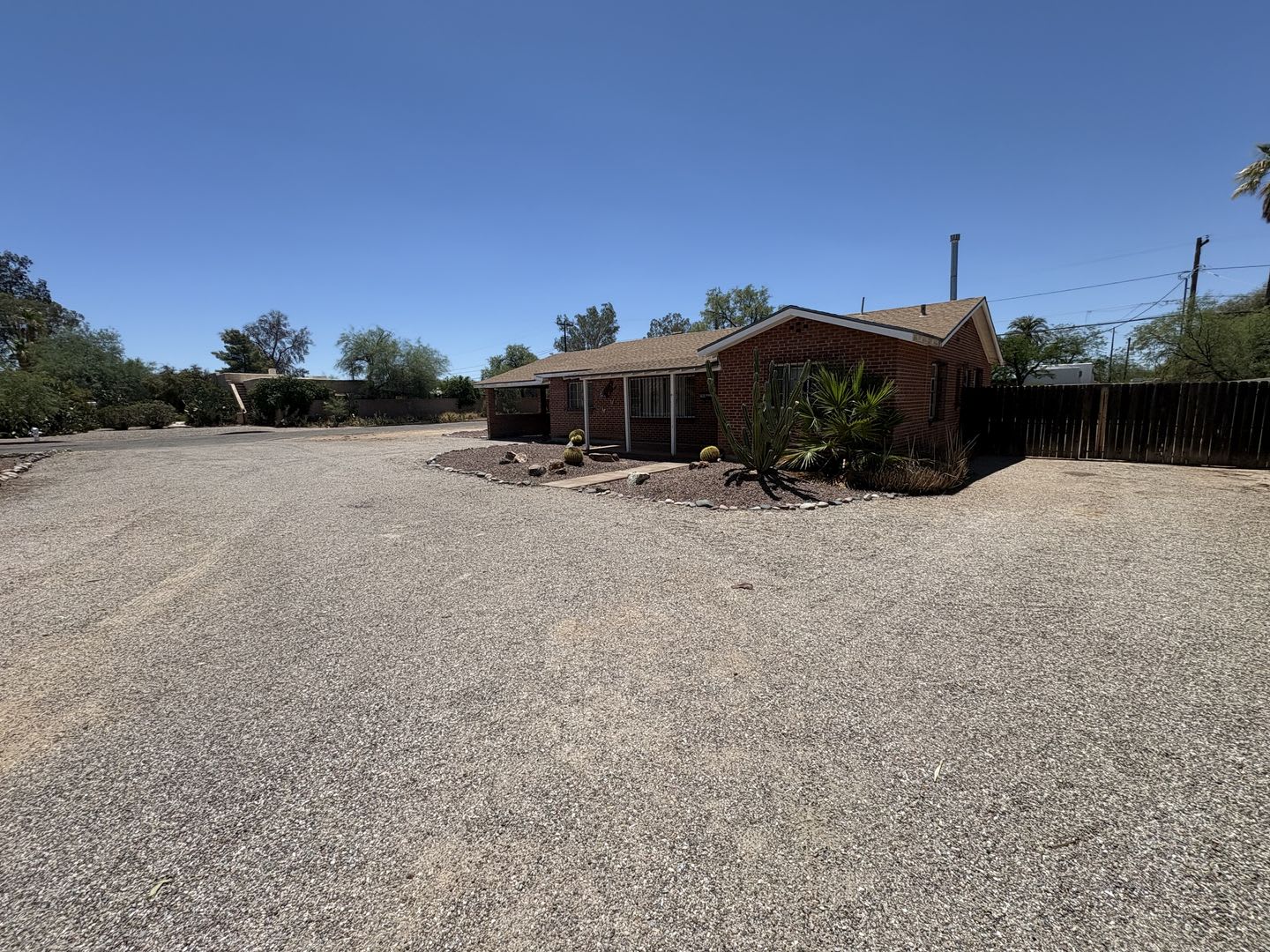 Great central location – photo 2