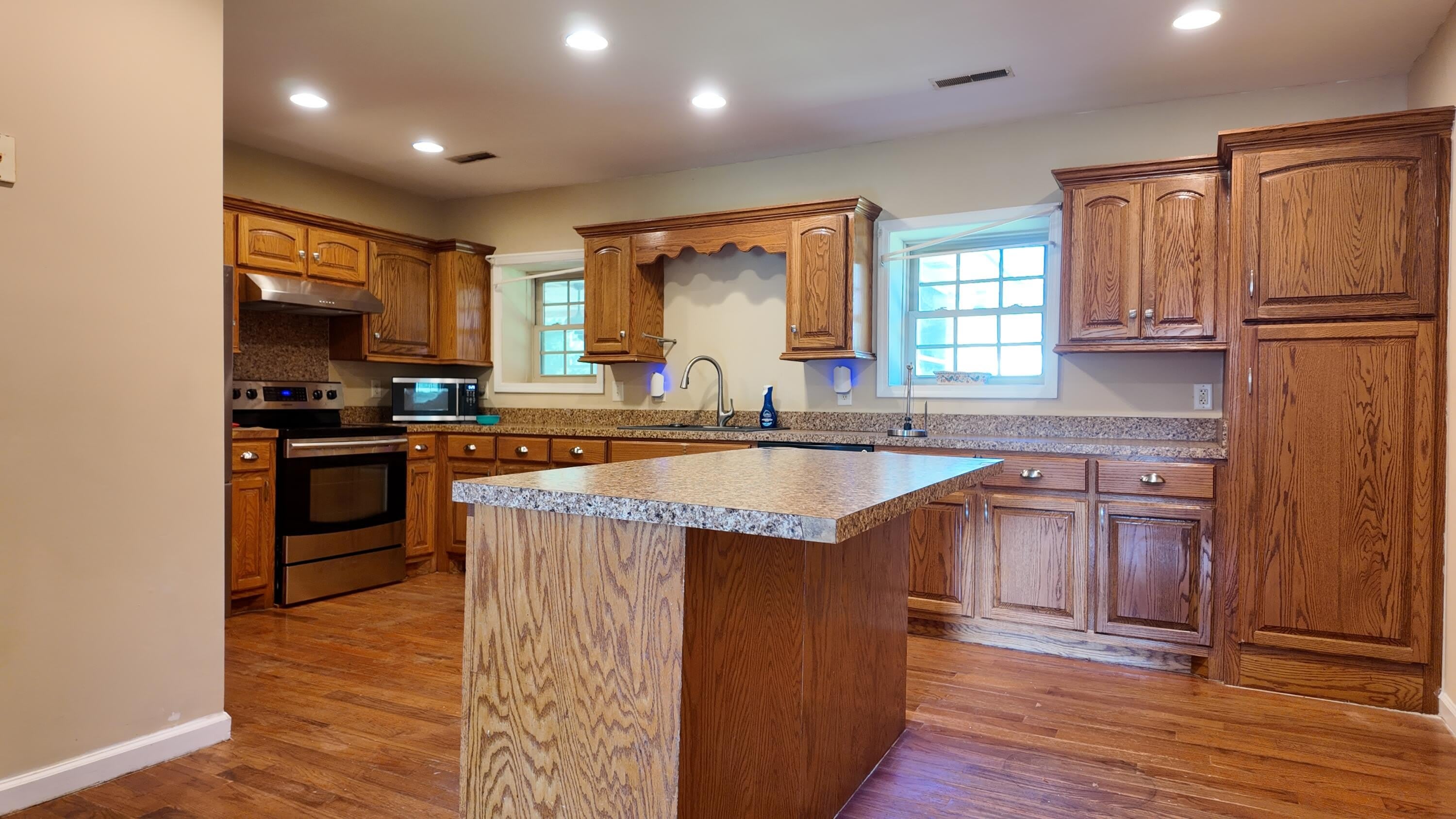 463 Old Moncks Corner – photo 3