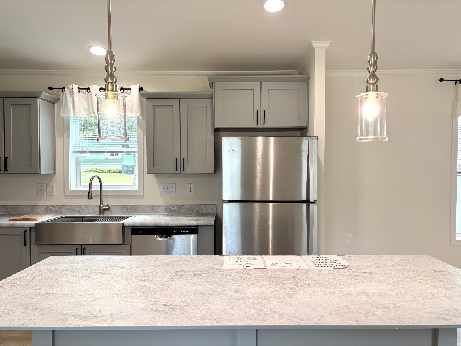 401 Lilly Ln – photo 4
