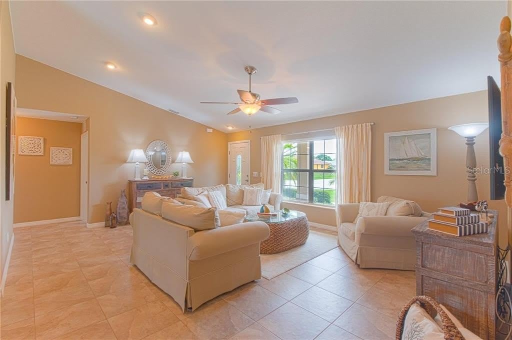11268 OCEANSPRAY Boulevard – photo 2