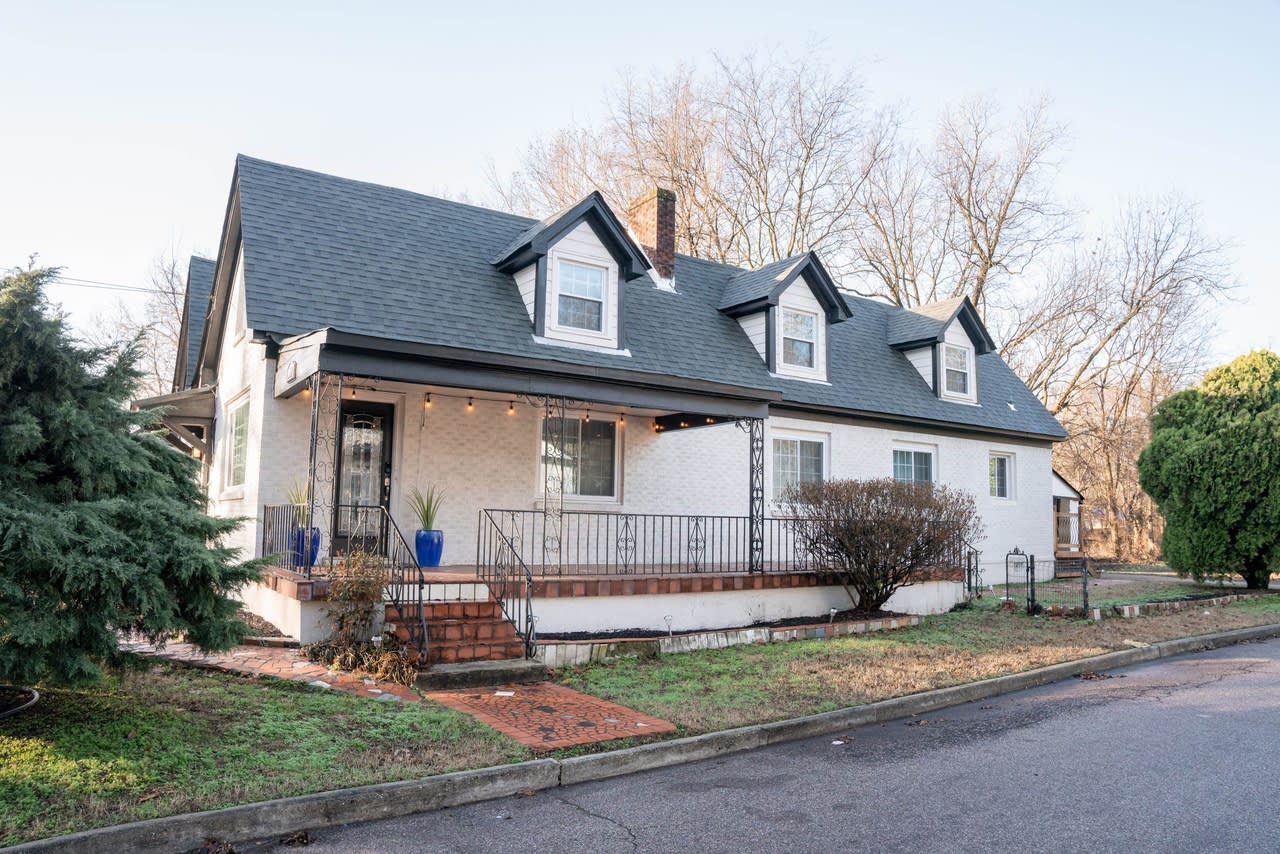 909 S Mclean Blvd – photo 5