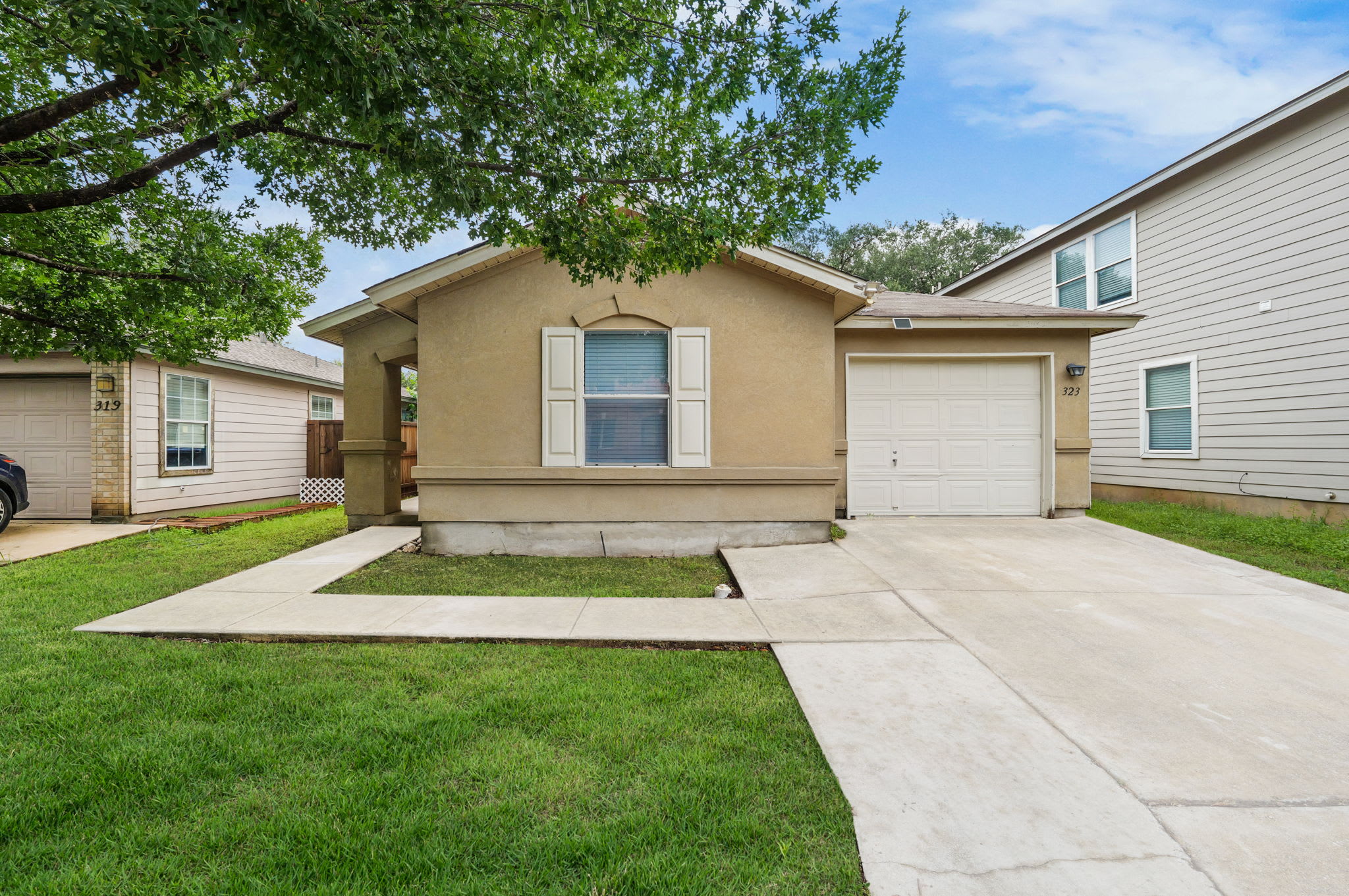 323 Amberdale Oak – photo 1