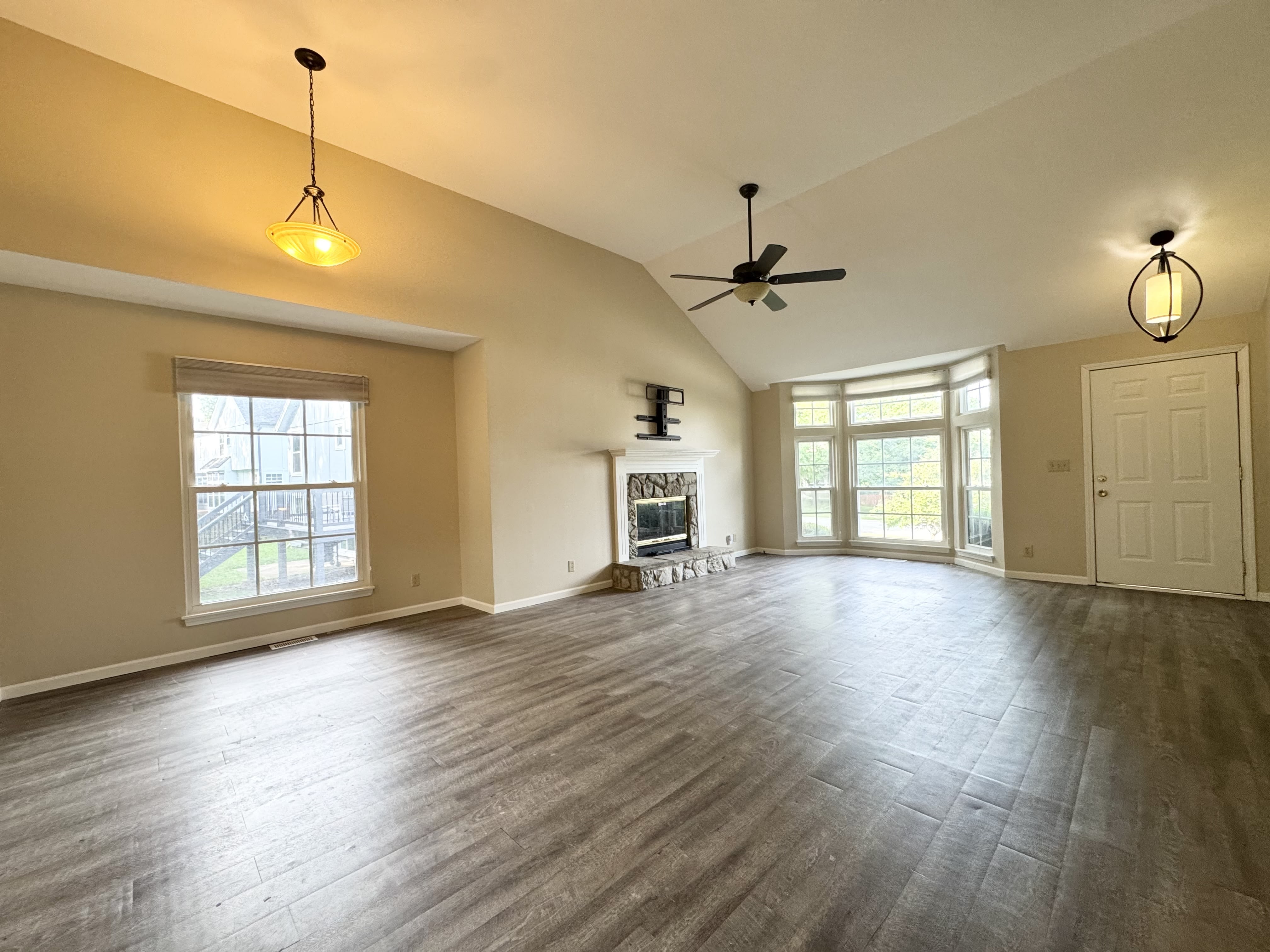 14709 Goodman Street – photo 5