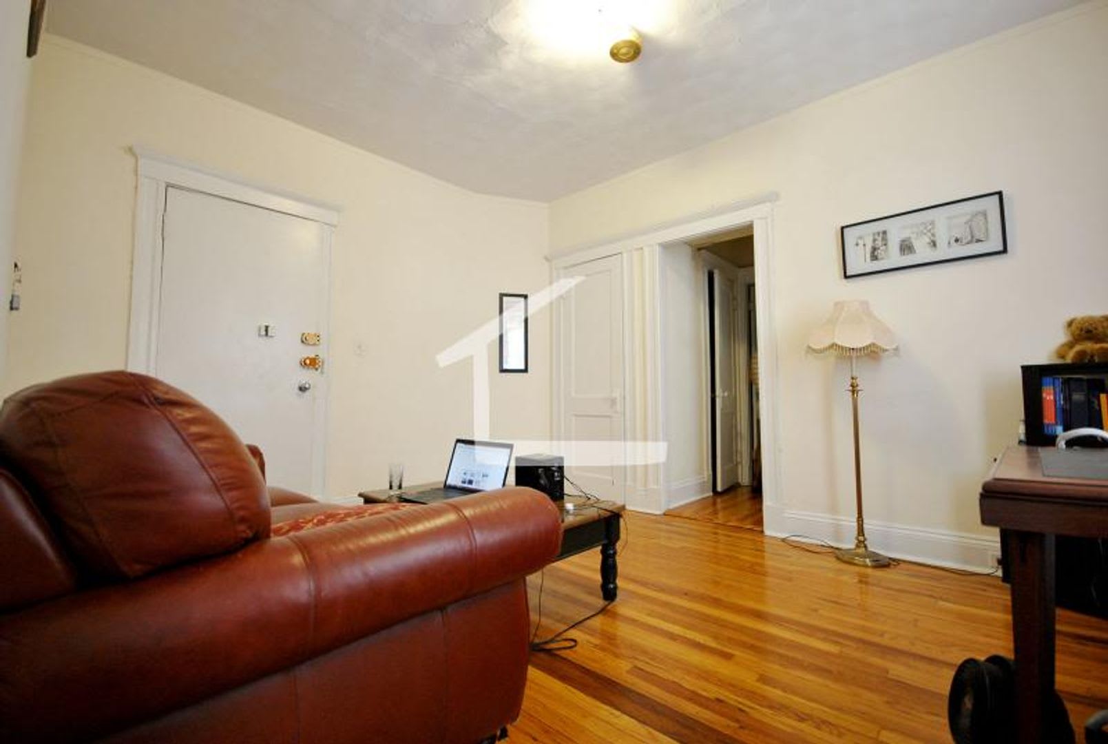 Nicely renovated 1 bed near the Green Line in Allston. – photo 2