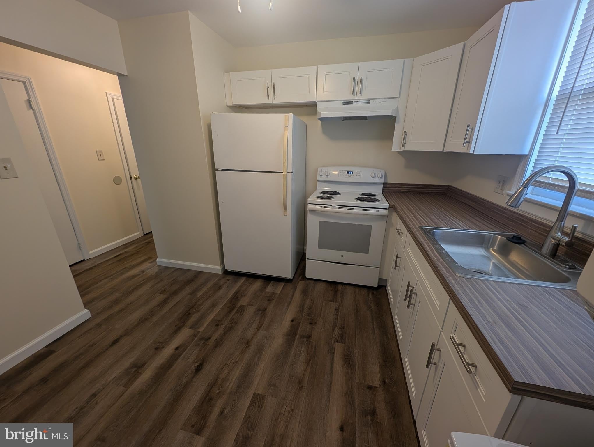 12 4 Florence Tollgate – photo 4