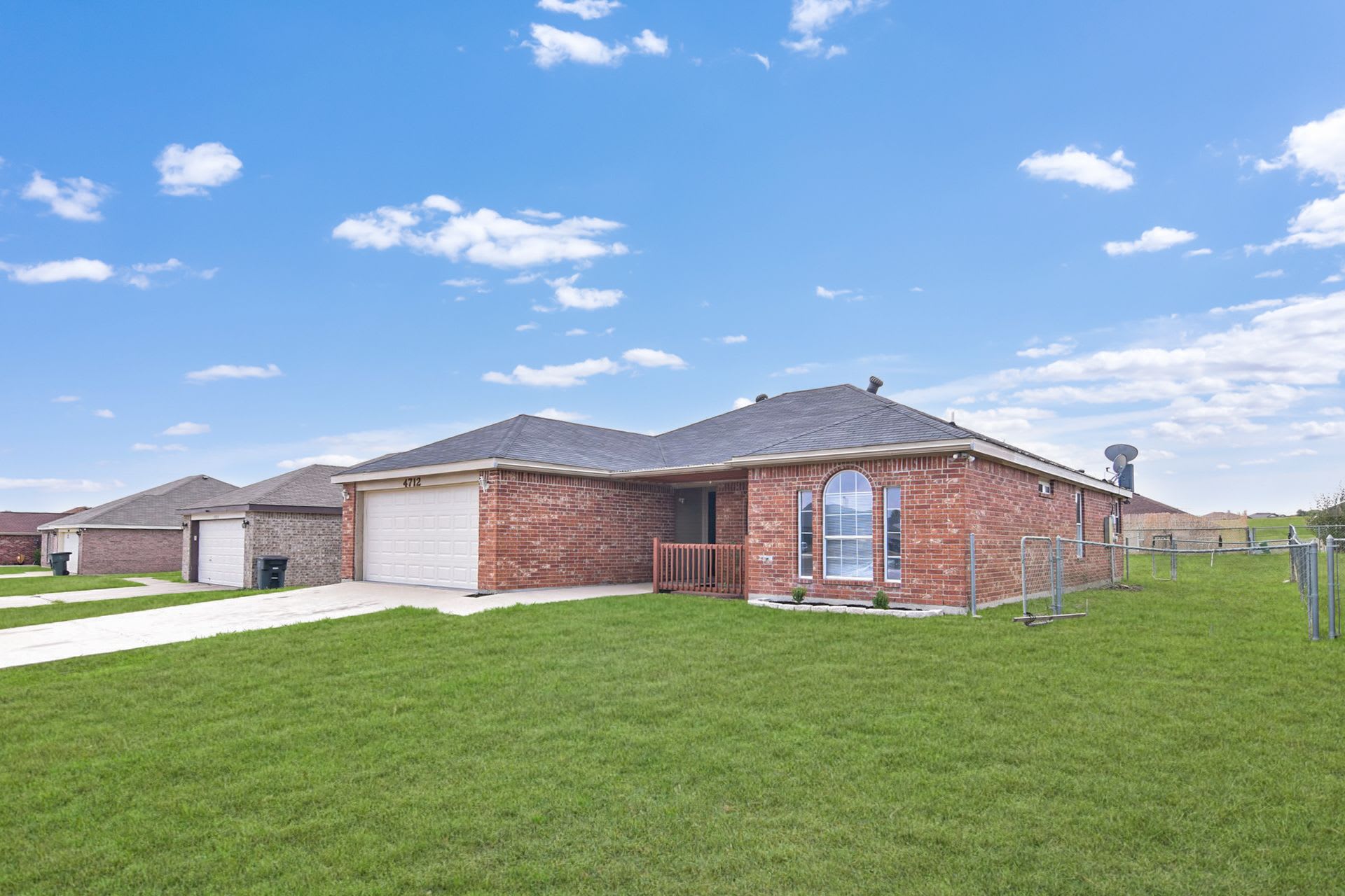 4712 Aspen Dr – photo 2