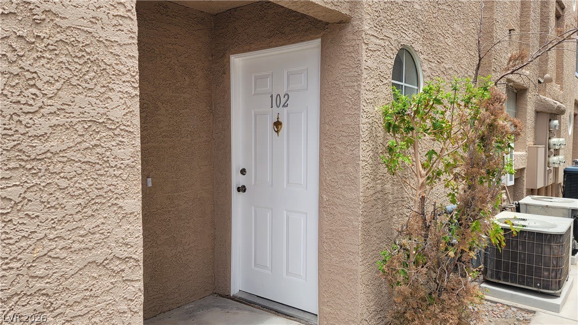 1375 E Hacienda Avenue – photo 4