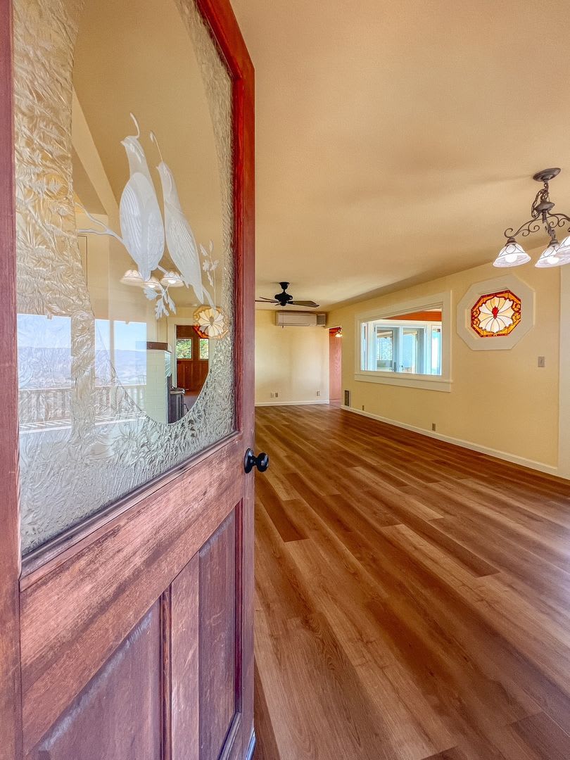 Gated Napa Hillside Retreat with Beautiful Views – photo 3