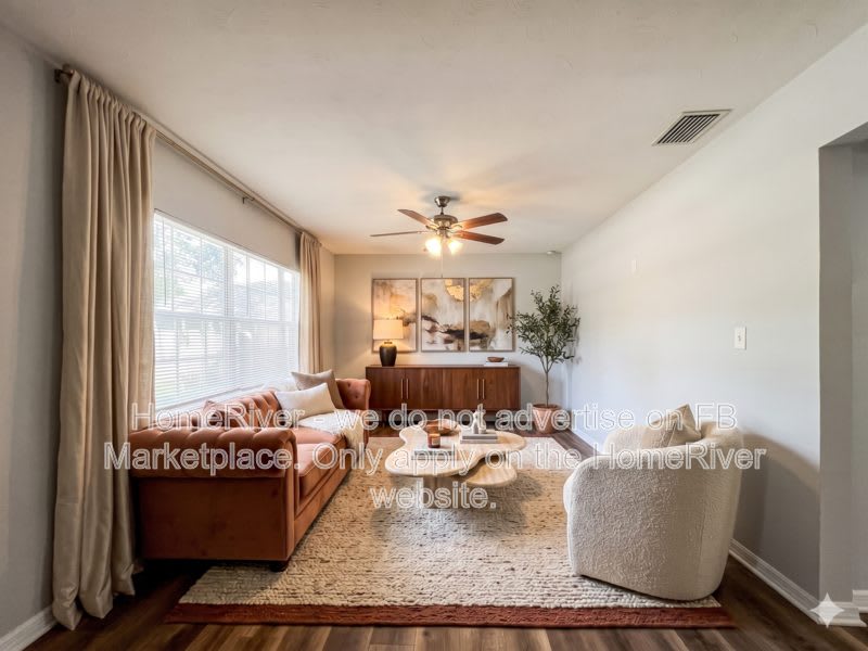 4523 Dolphin Dr – photo 2