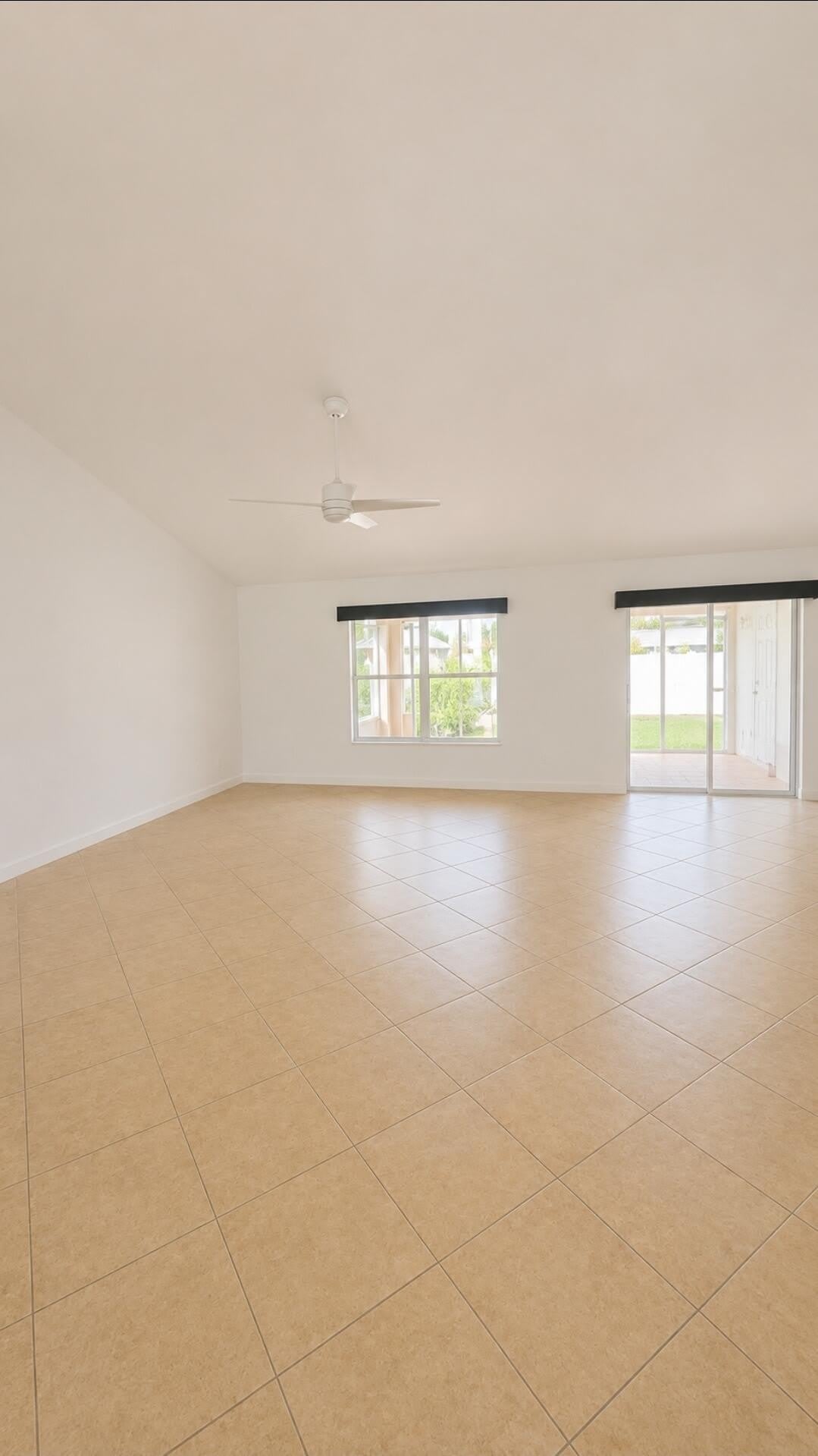 1567 SW Leisure Lane – photo 5