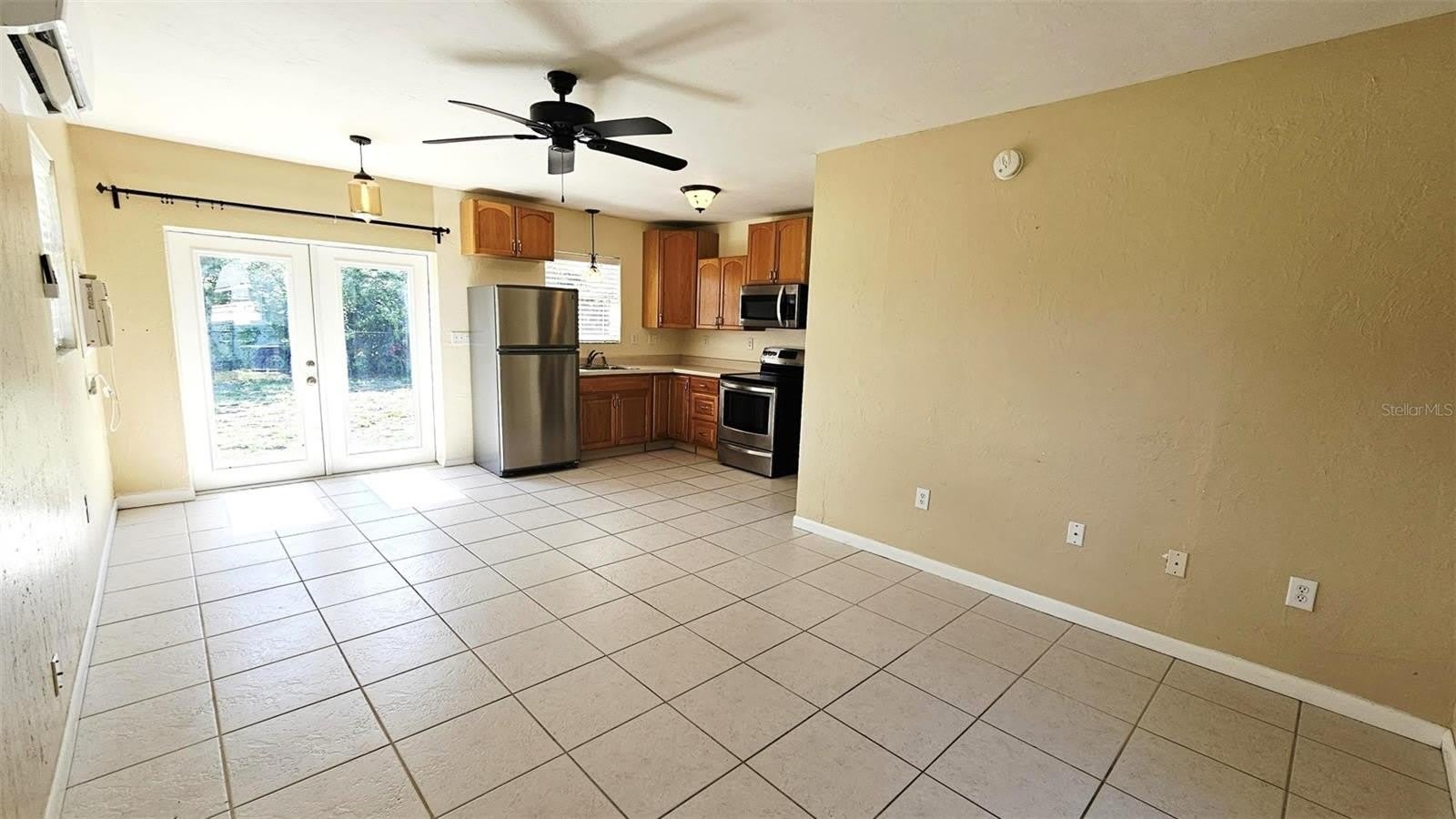 865 PALM Avenue – photo 2