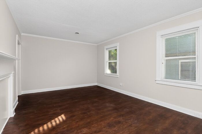 420 Plymouth Avenue – photo 5