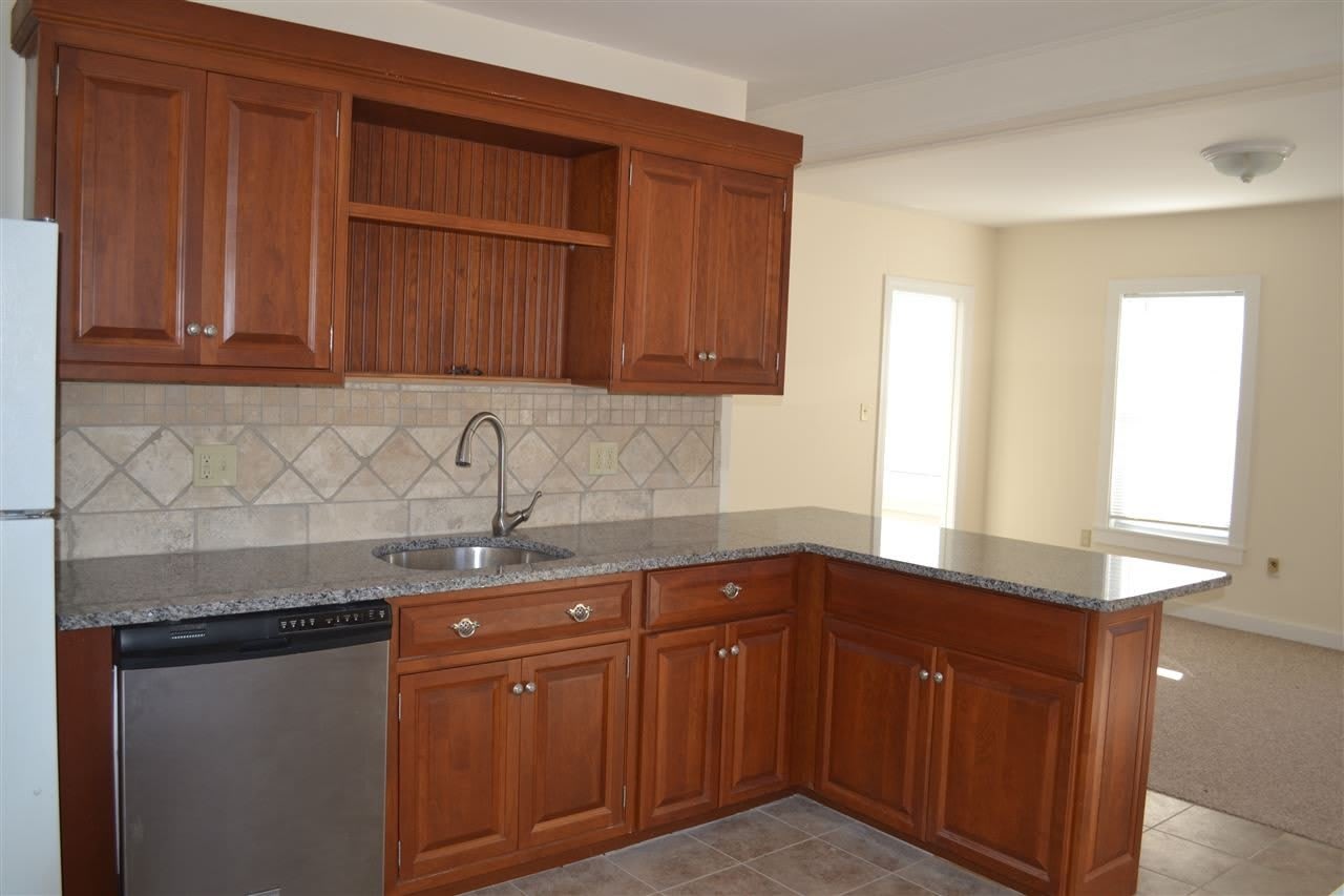 182 Main Street – photo 5