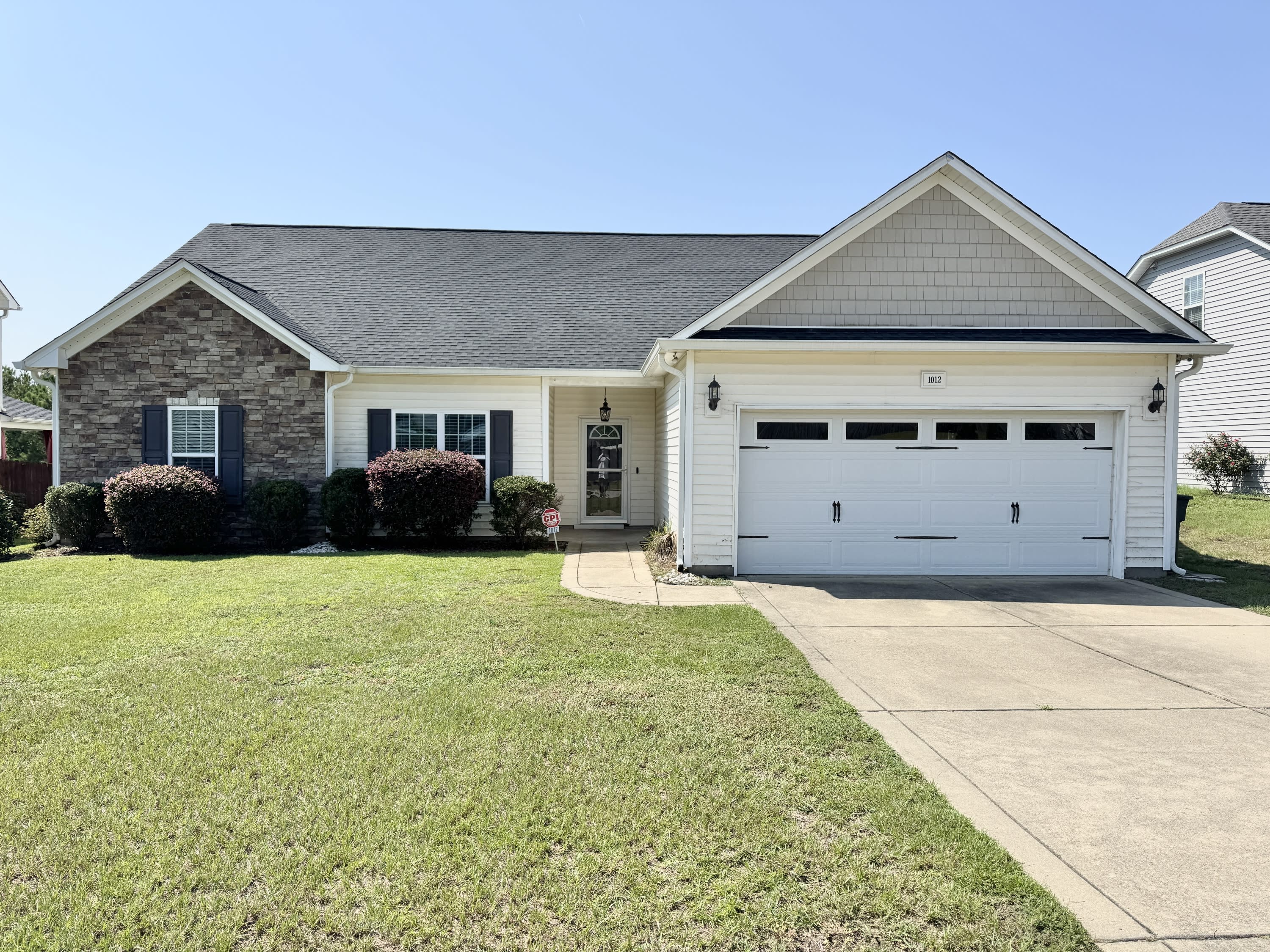 1012 Ronald Reagan Drive – photo 1