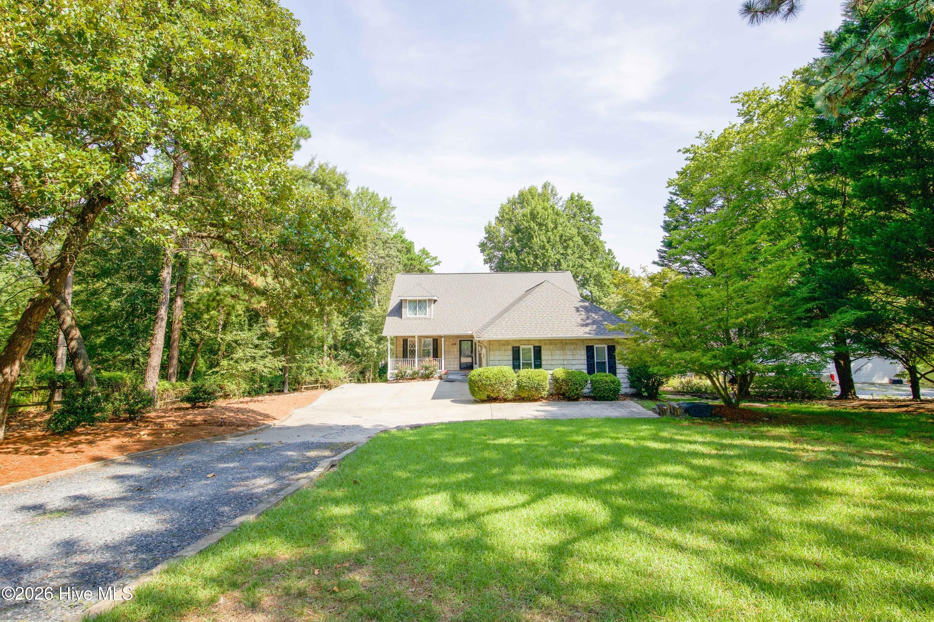 110 Sandspur Lane – photo 2