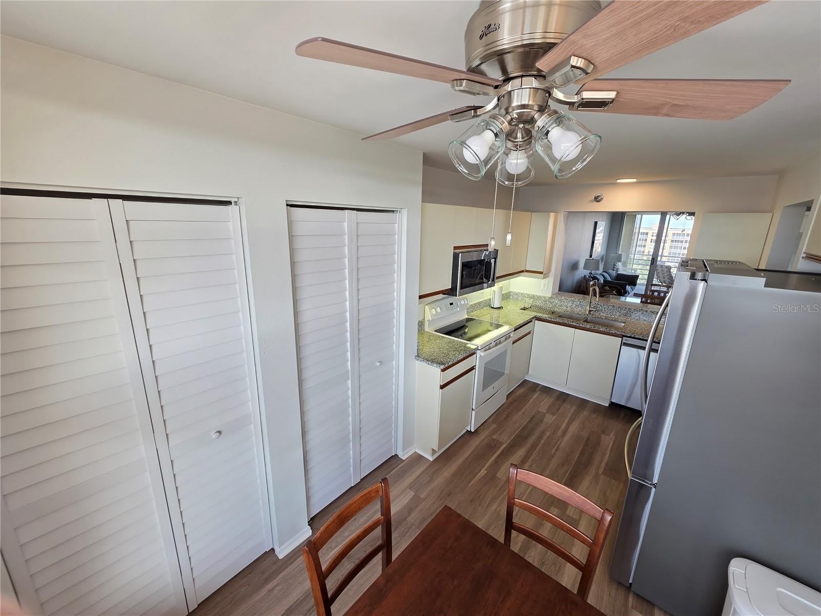 4460 FAIRWAYS Boulevard – photo 5