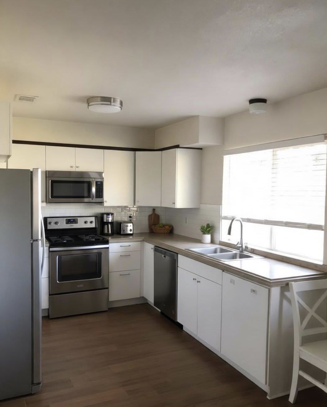 413 Oxford Drive – photo 3