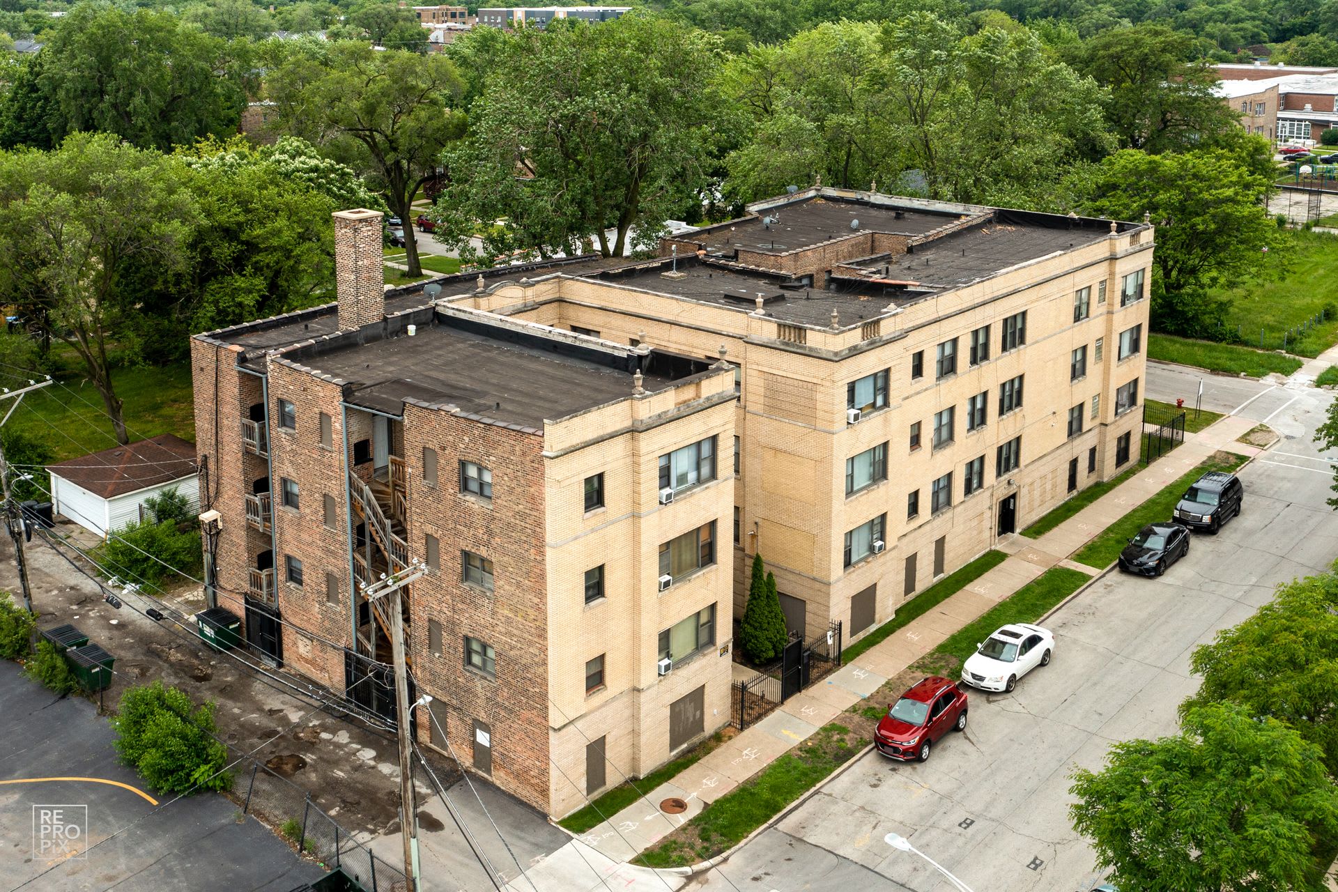 7003 S Harper – photo 2
