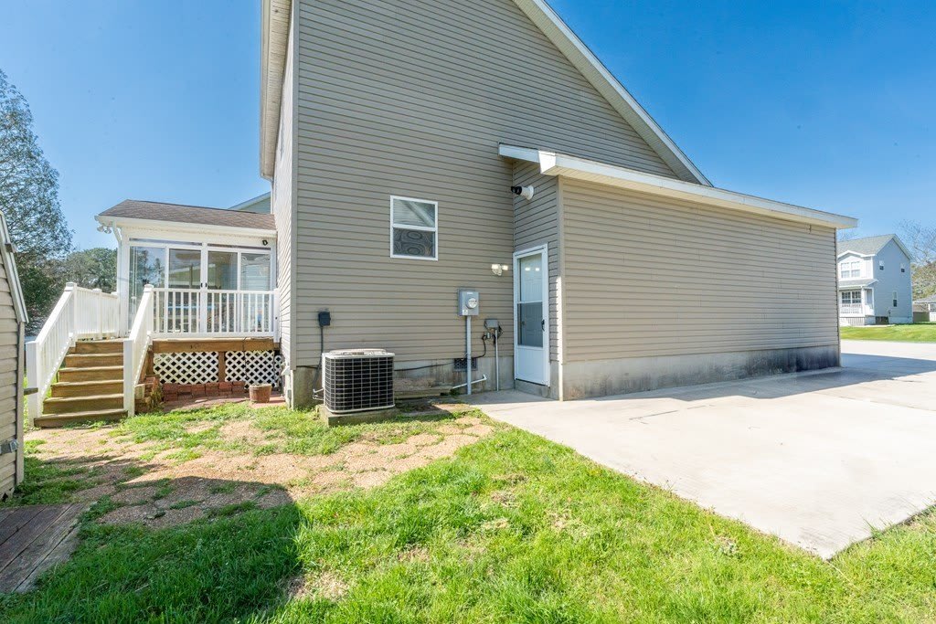 2247 PIKE DR – photo 5