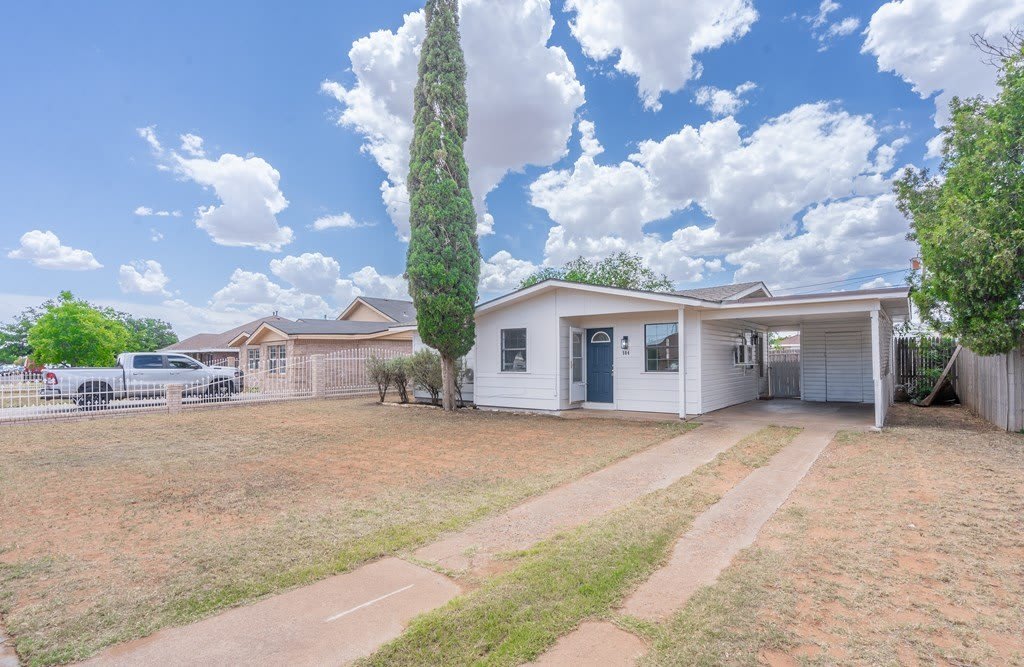 504 Howard Dr – photo 2